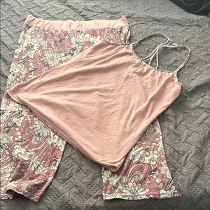 Pink Floral Women's Sleepwear Set